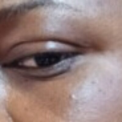 Profile picture of Veeki