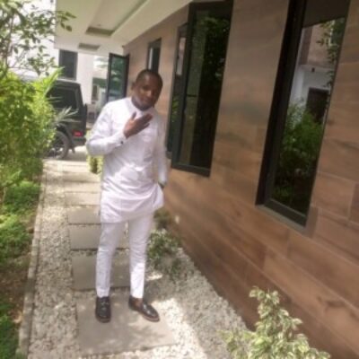 Profile picture of Mr favour