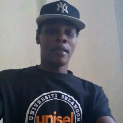 Profile picture of Anas
