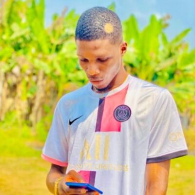 Profile picture of Dee